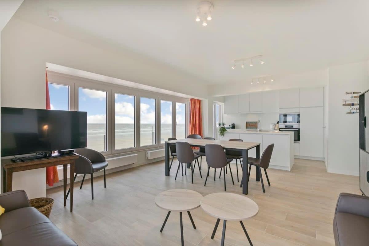 Huswell - Majestic Apartment With Breathtaking Sea View Де Хаан Екстериор снимка