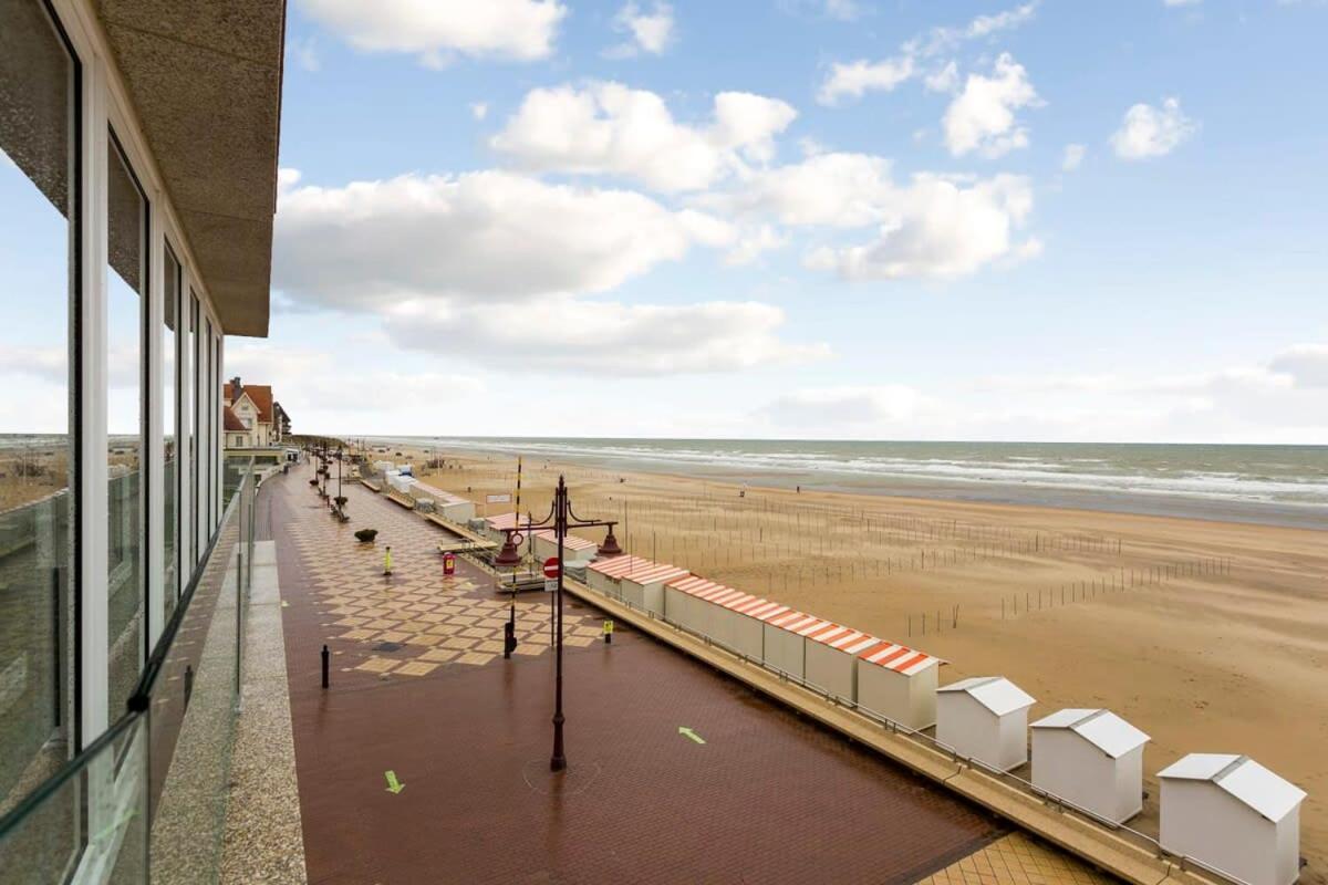 Huswell - Majestic Apartment With Breathtaking Sea View Де Хаан Екстериор снимка