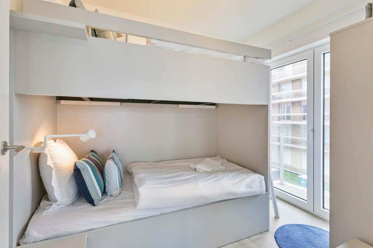 Huswell - Majestic Apartment With Breathtaking Sea View Де Хаан Екстериор снимка